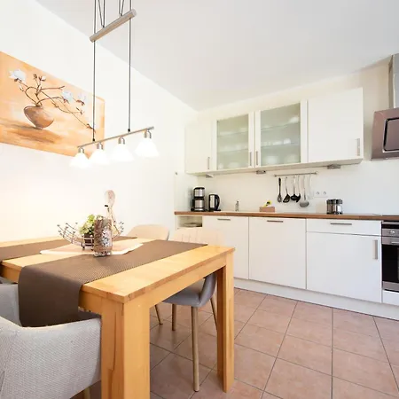 Lena Sonnenschein Apartmán *